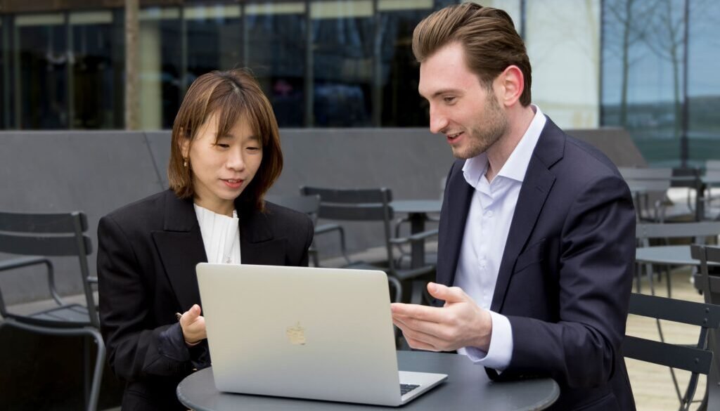 Learn how to find digital marketing clients using SEO, referrals, outreach, partnerships, networking, paid ads and quality lead opportunities.
